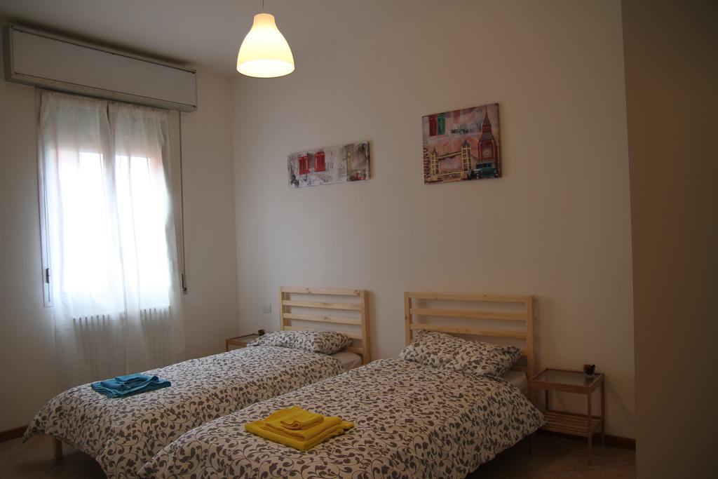 Aduepassidallafiera Bologna Buitenkant foto